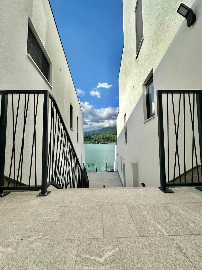 Appartamento con 1 Camera da Letto e Vista Lago