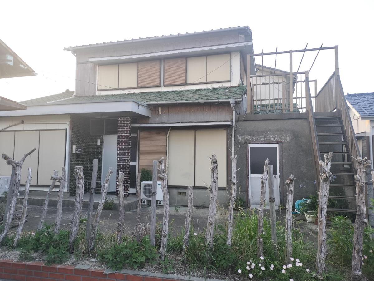 貸切ゲストハウス スポパー徒歩10分 Guesthouse near sports park - Bed and Breakfast Naruto