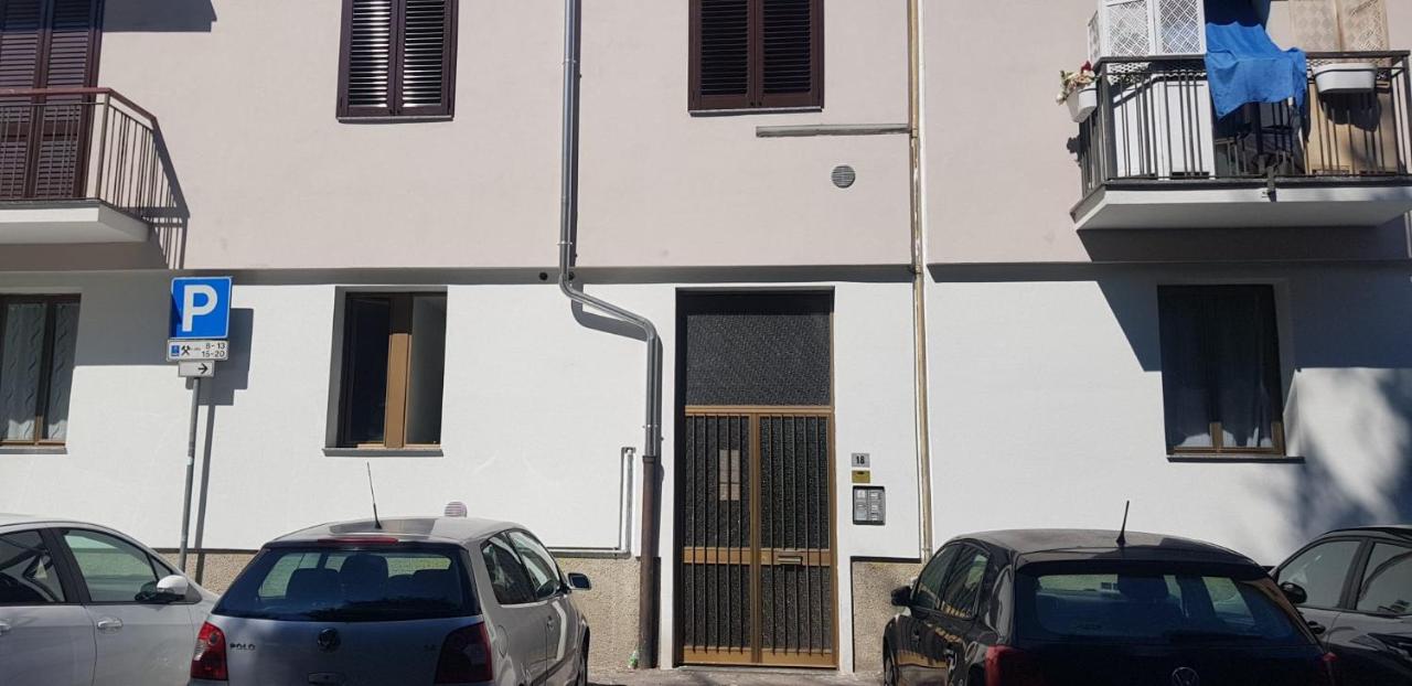Bnbook-Villafranca Train Station - B&B