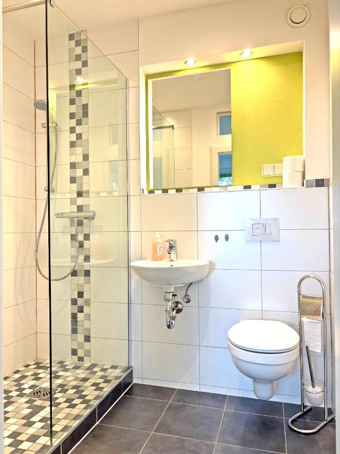1-Zimmer Apartment Halle Saale - - Chambres d’hôtes Halle