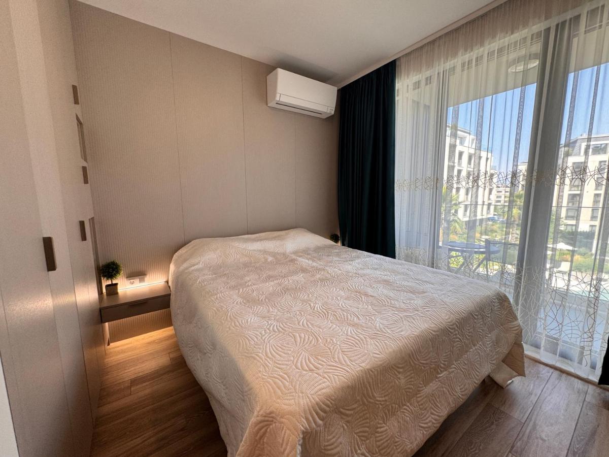Apartment with View and Balcony