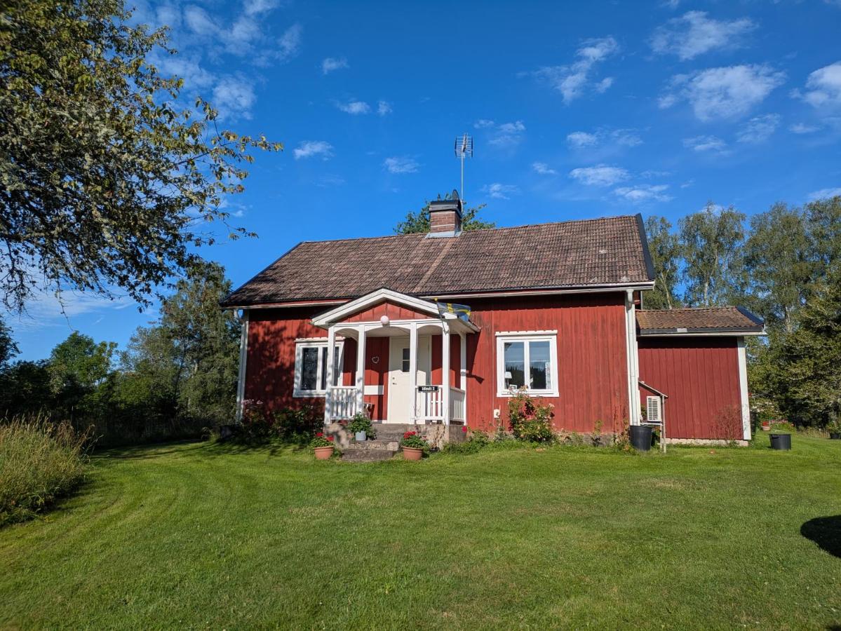 Beautiful Idhult 2 - B&B Aneby