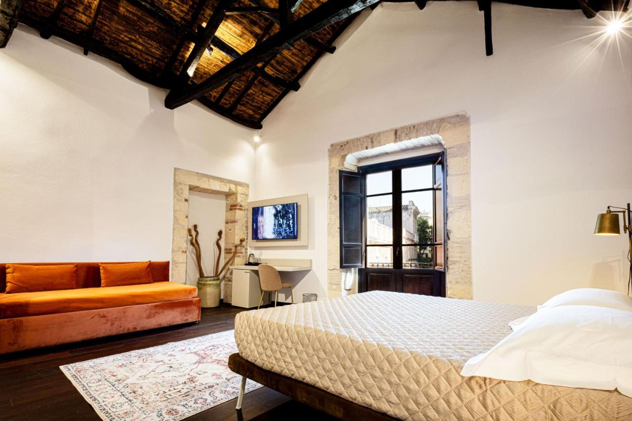 Chambre Lit Queen-Size avec Balcon