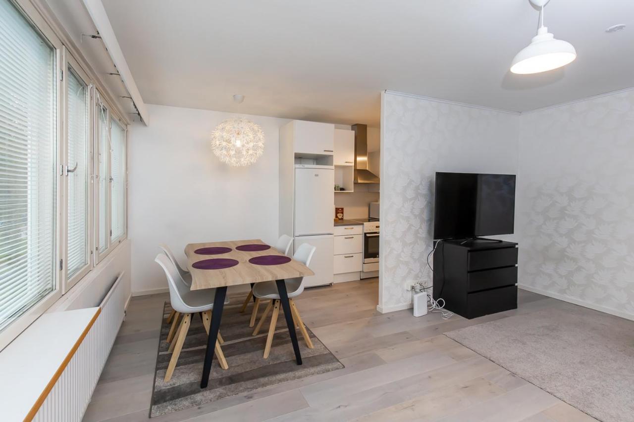Beautiful two-room apartment in Lahti - B&B