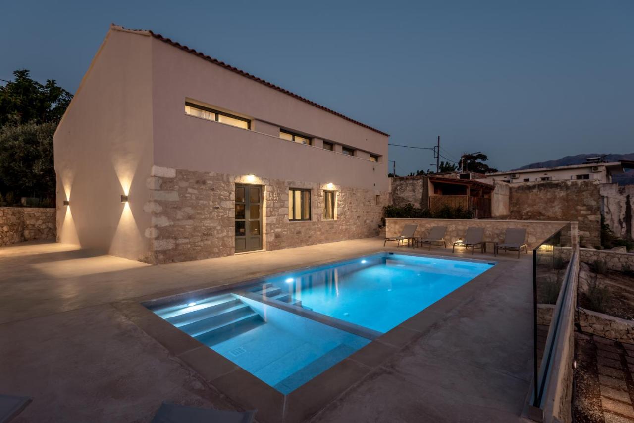 Olive Hideaway Boutique Villa - Private Pool - 7 Pax -Pet Friendly - B&B Kalamítsi Amygdáli