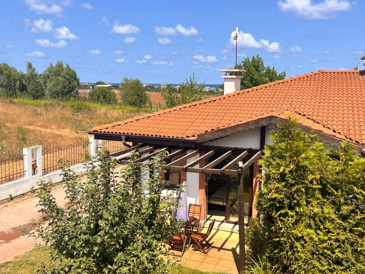 Velika Garden Villas 1 bedroom apartment, Lozenets - B&B Lozenets
