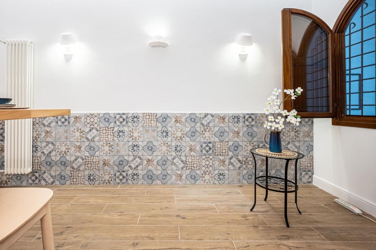 Camera Matrimoniale/Doppia con Letti Singoli con Bagno Privato