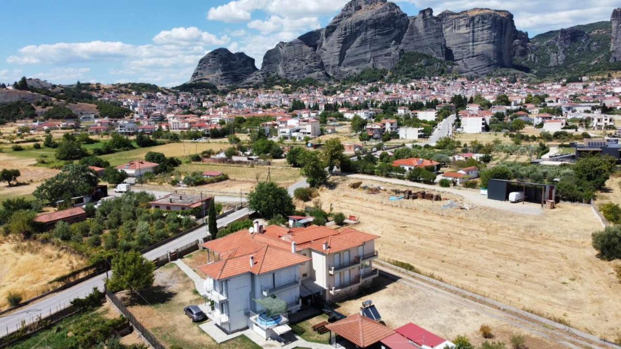 Meteora's Secret Garden House#1 - B&B