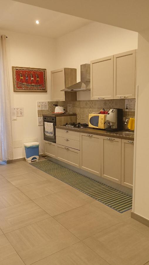 Lilibet Apartment - Bed and Breakfast Palermo