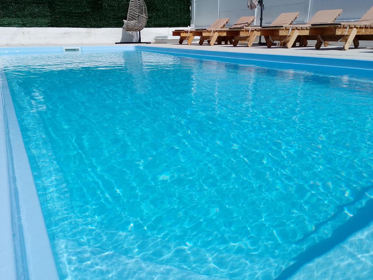 Vila Atipic - Bed and Breakfast Costineşti