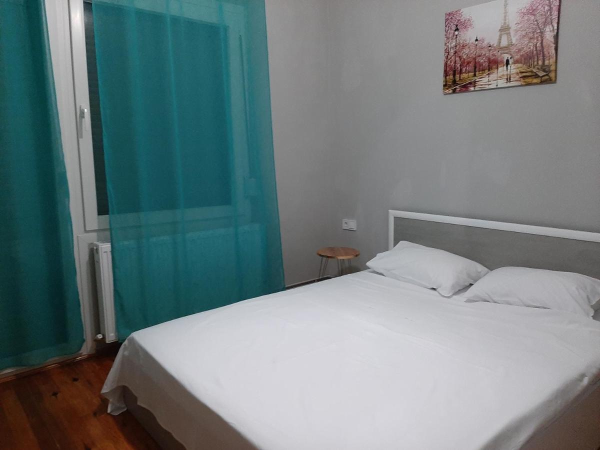 Appartamento con 2 Camere da Letto
