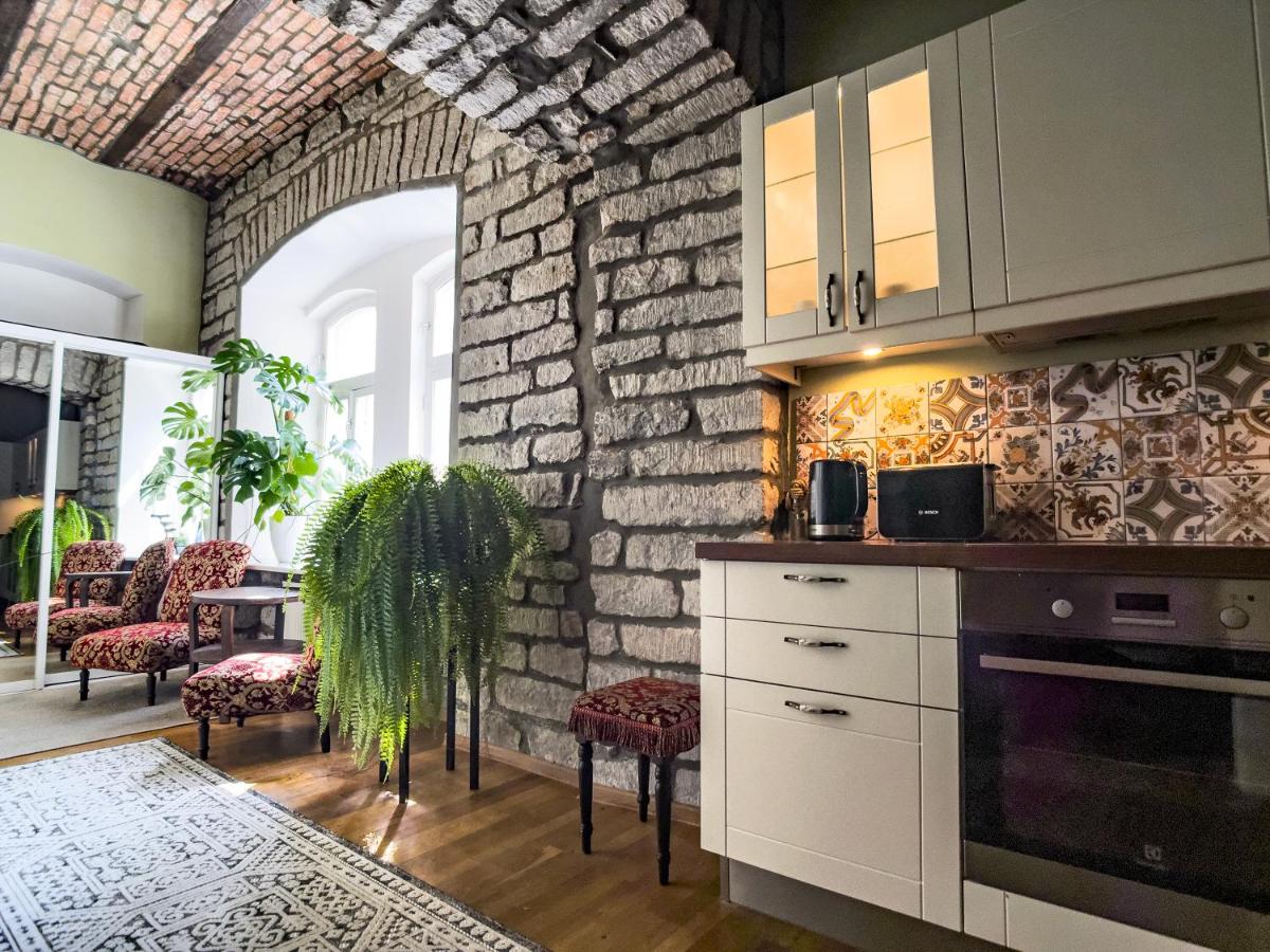Agata Studio - B&B Tallin