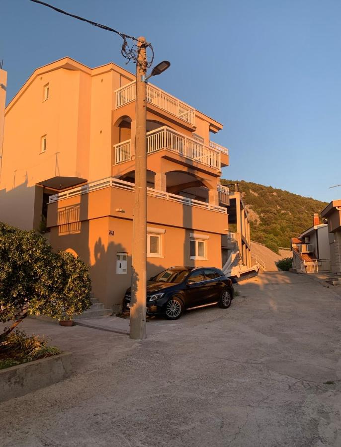 Apartments Ravlic - B&B Neum