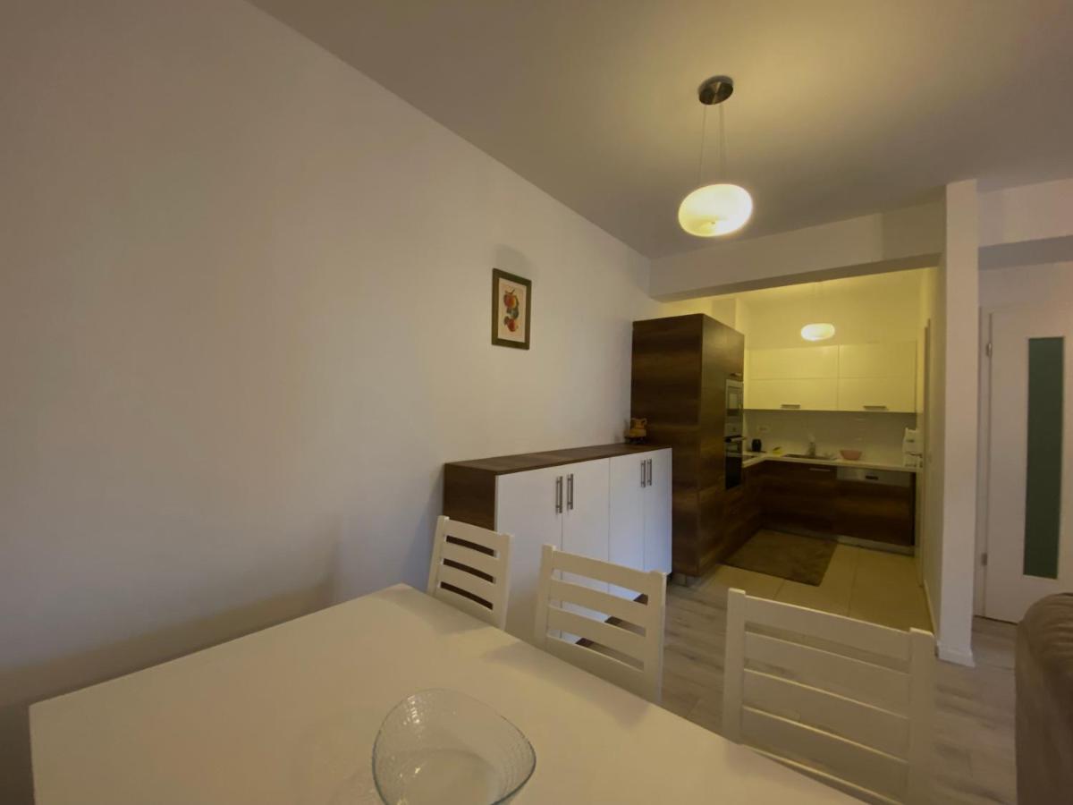 Premium Apartments - Ferienwohnung Pristina