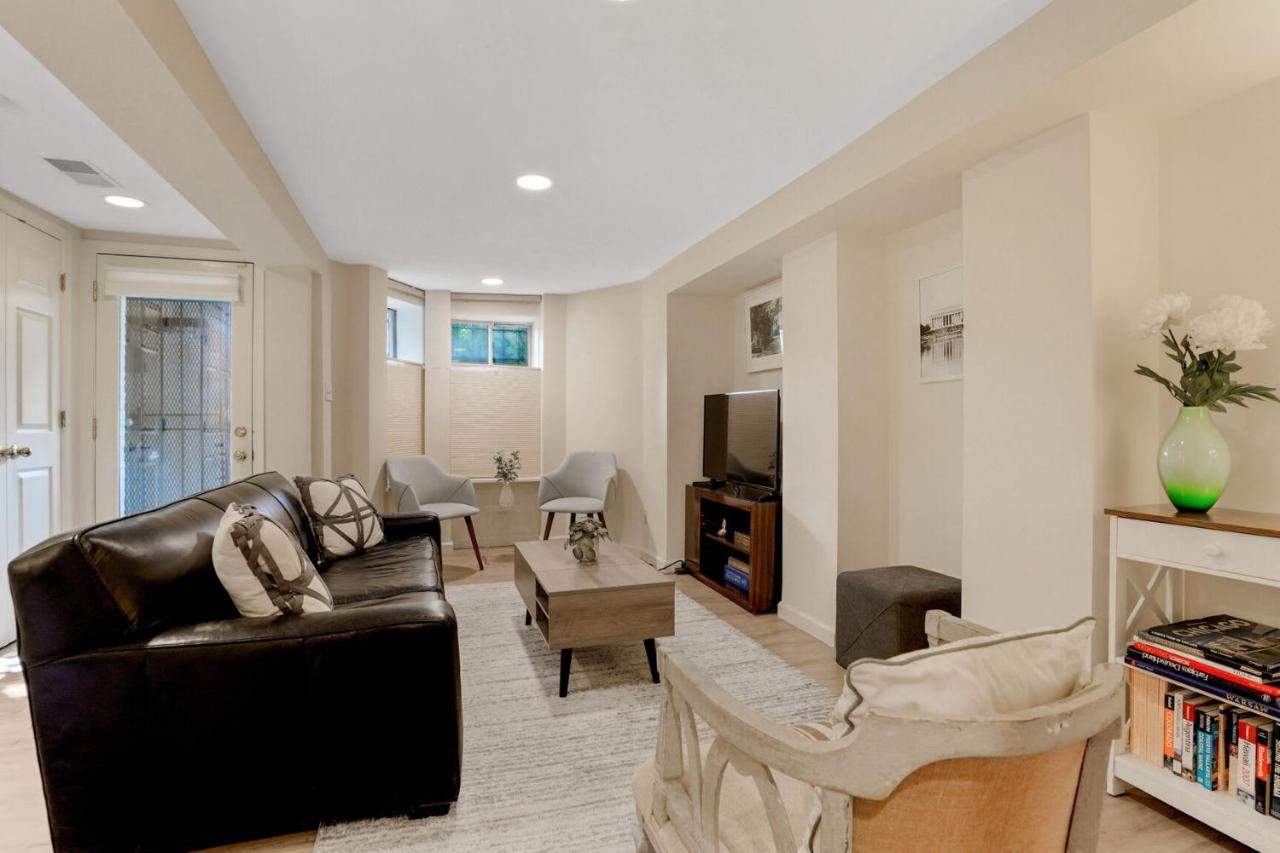NEW Classy Dupont-Logan Apt Parking - B&B Washington