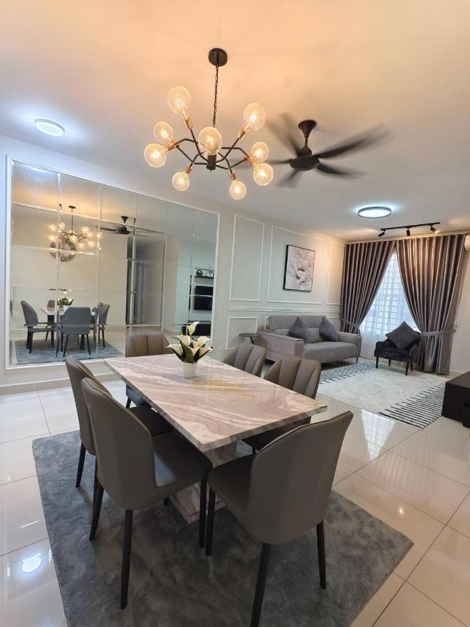 LS Homestay Sireh Residence Kota Bharu - B&B Kota Bharu