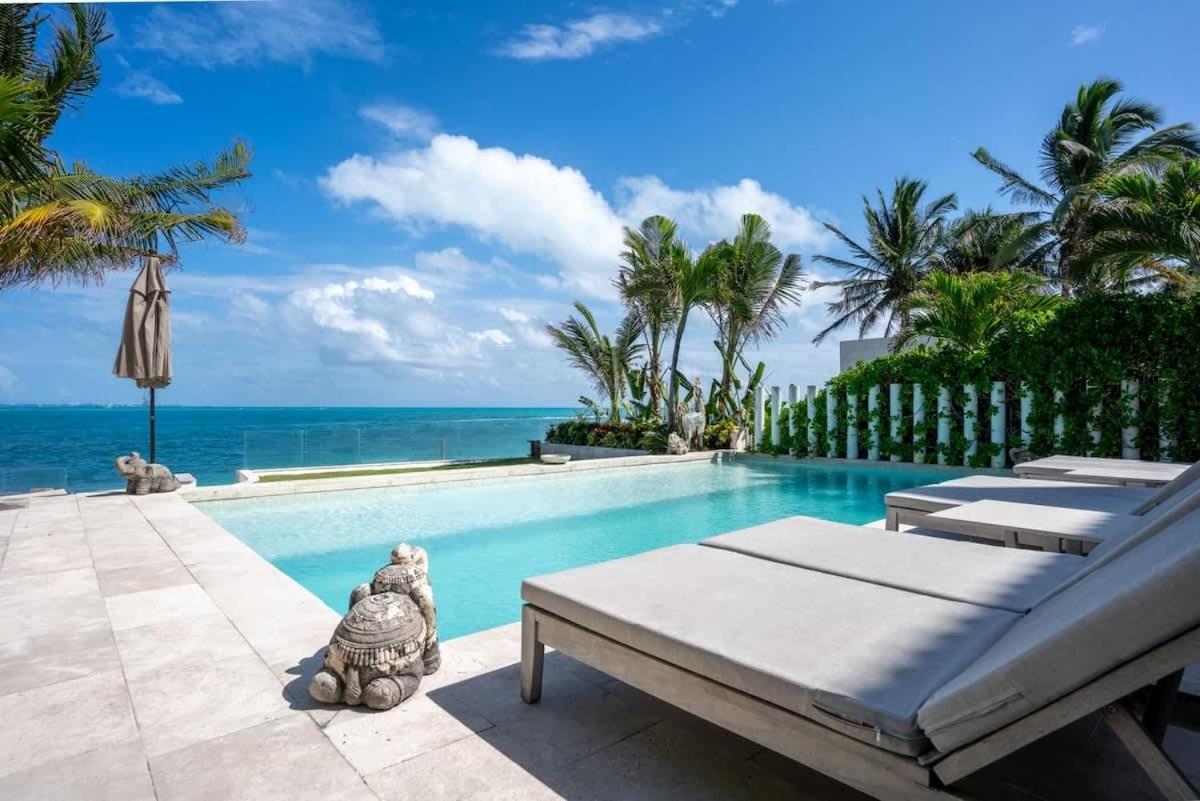 Villa Presidente - Exclusividad frente al Mar - B&B Cancún