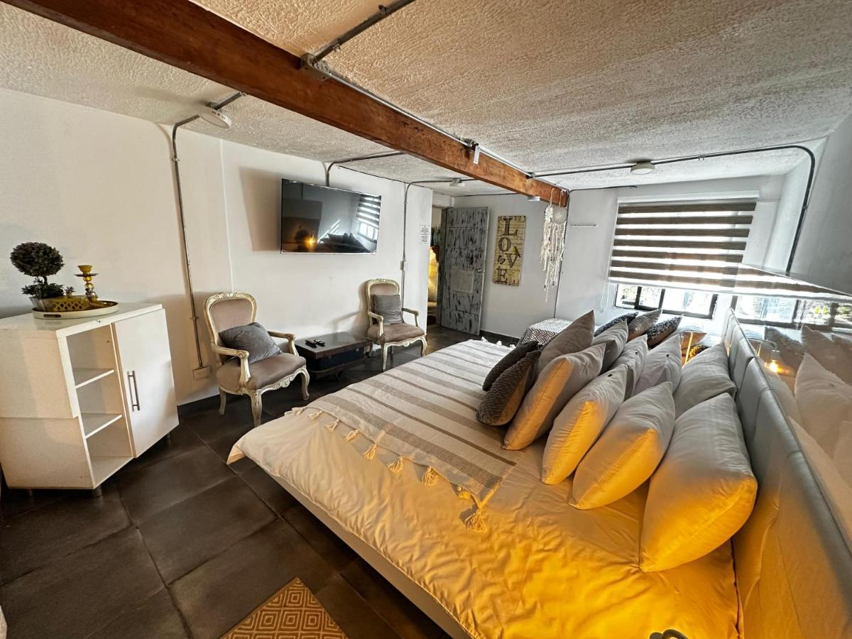 Suite with Mountain View