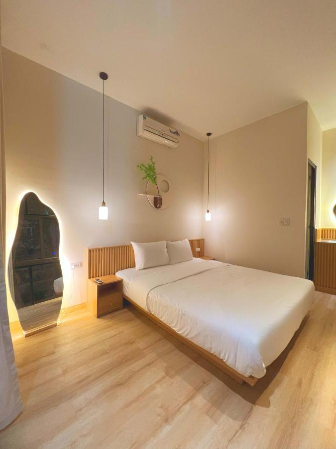 King Room with Mountain View