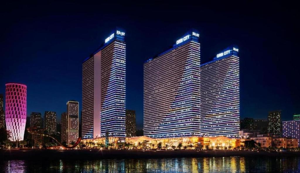 New Orbi City Seaside Apartment - Ferienwohnung Batumi