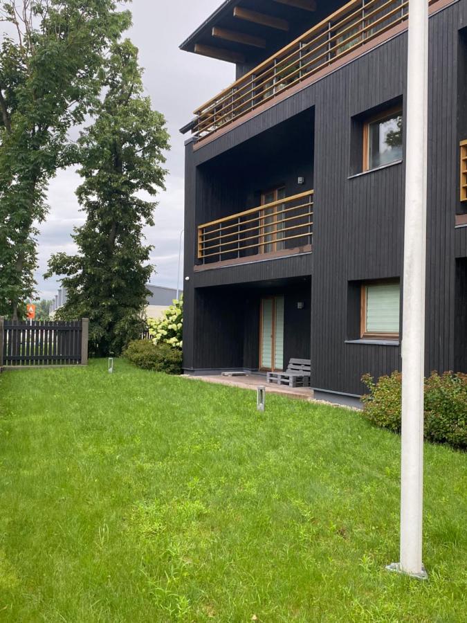 Elegant Riverside Flat - B&B Riga