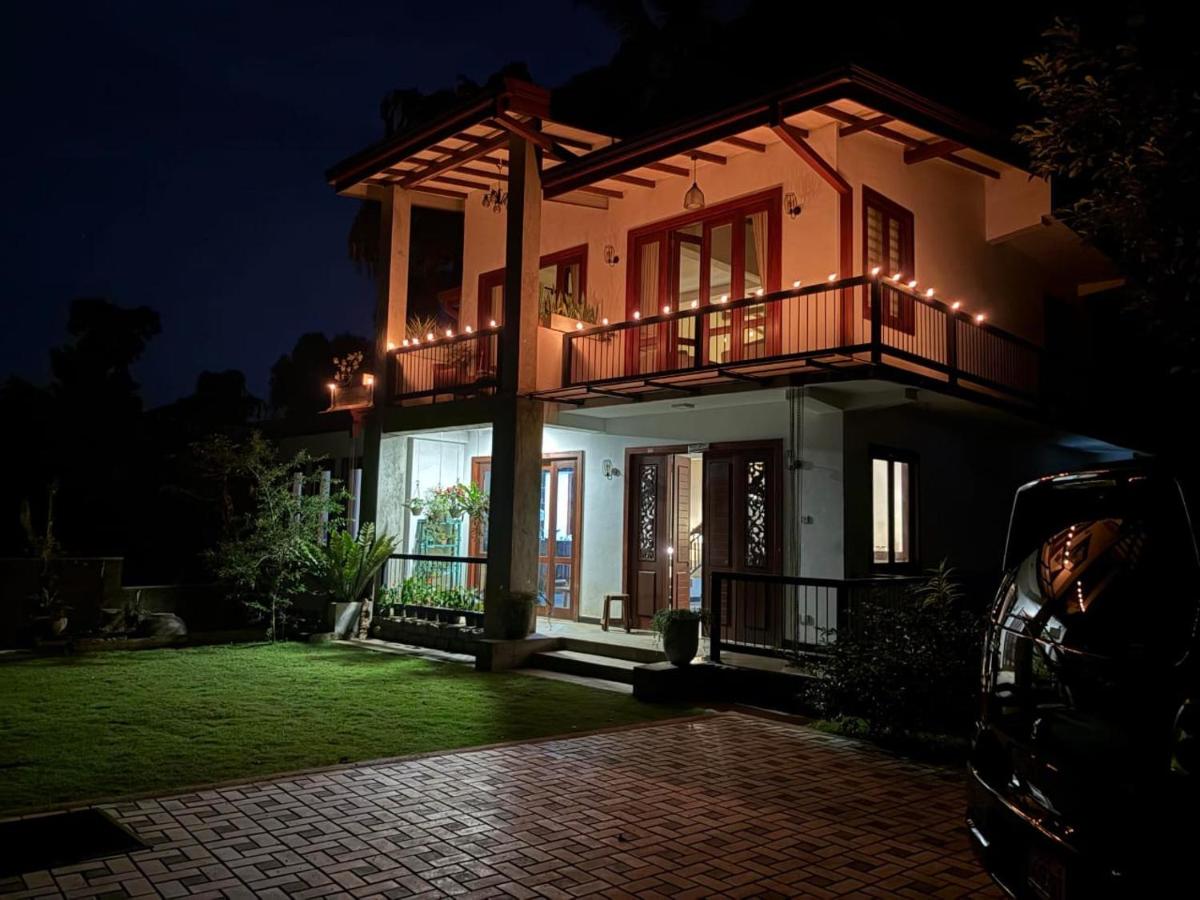 Taku Home Stay - B&B