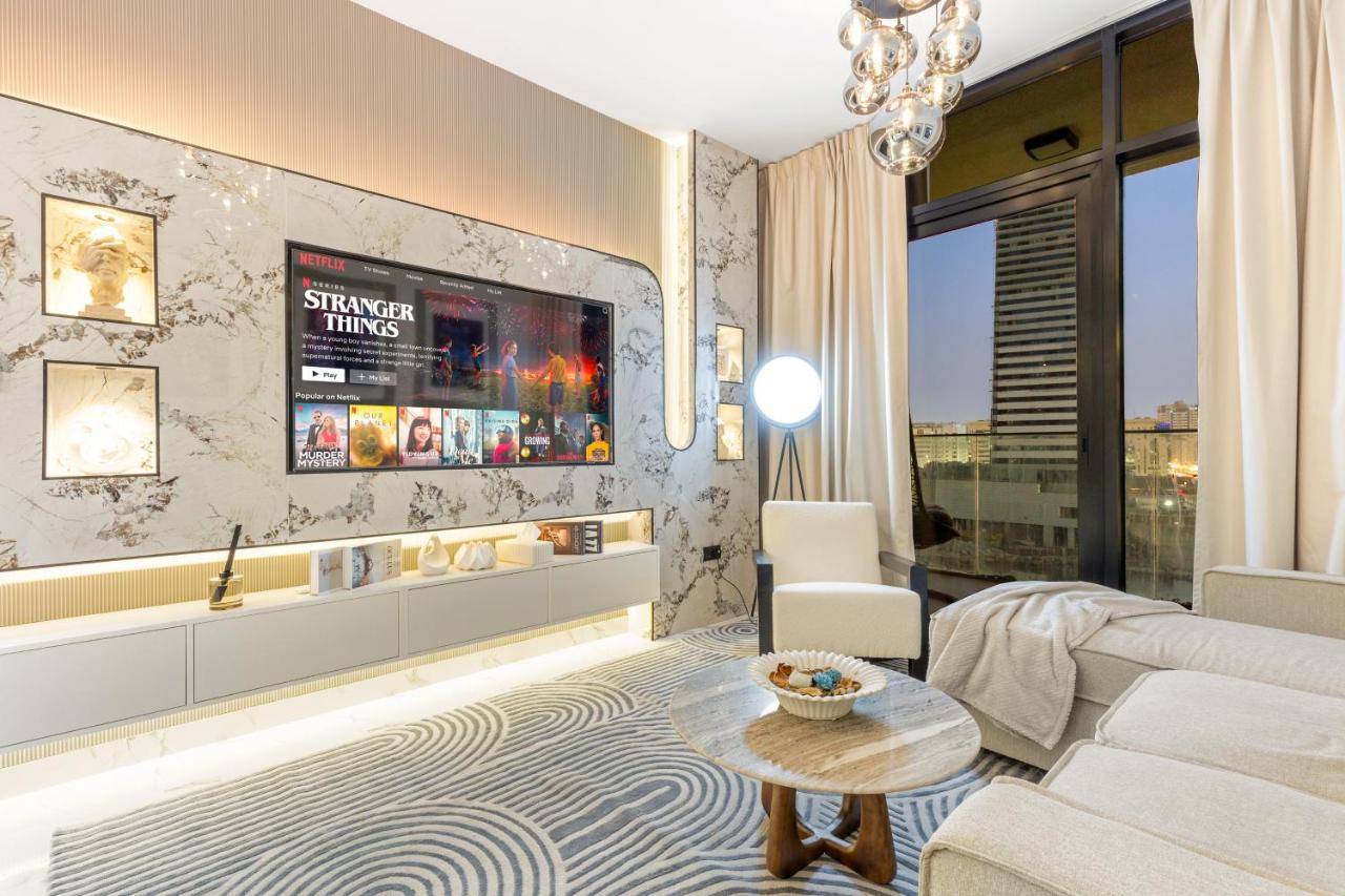 The Ultimate Al Maryah Island Getaway - B&B