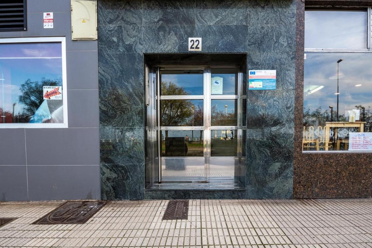 Ezcurdia 22 Primera línea Playa de San Lorenzo - B&B Gijón