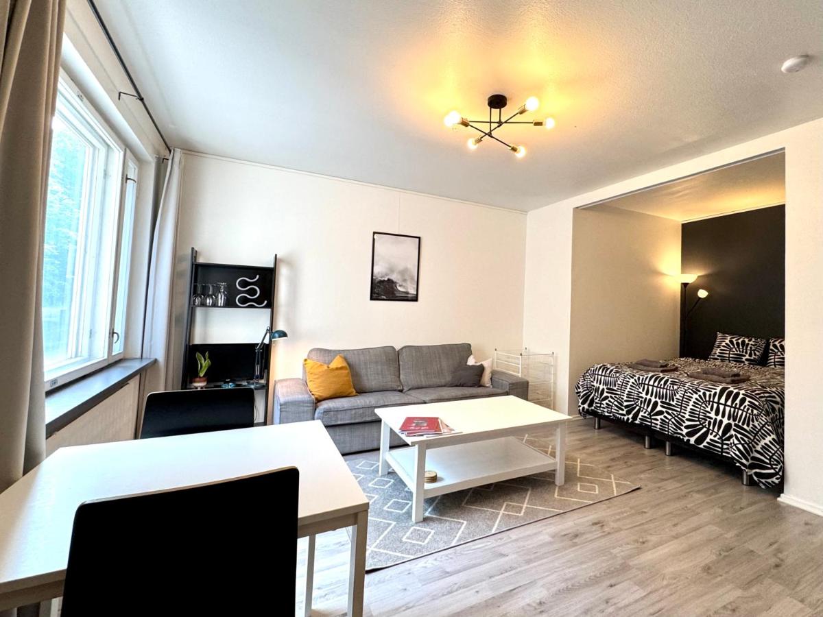 Quiet Hideaway Haven - Minutes from Actions - Chambres d’hôtes Helsinki