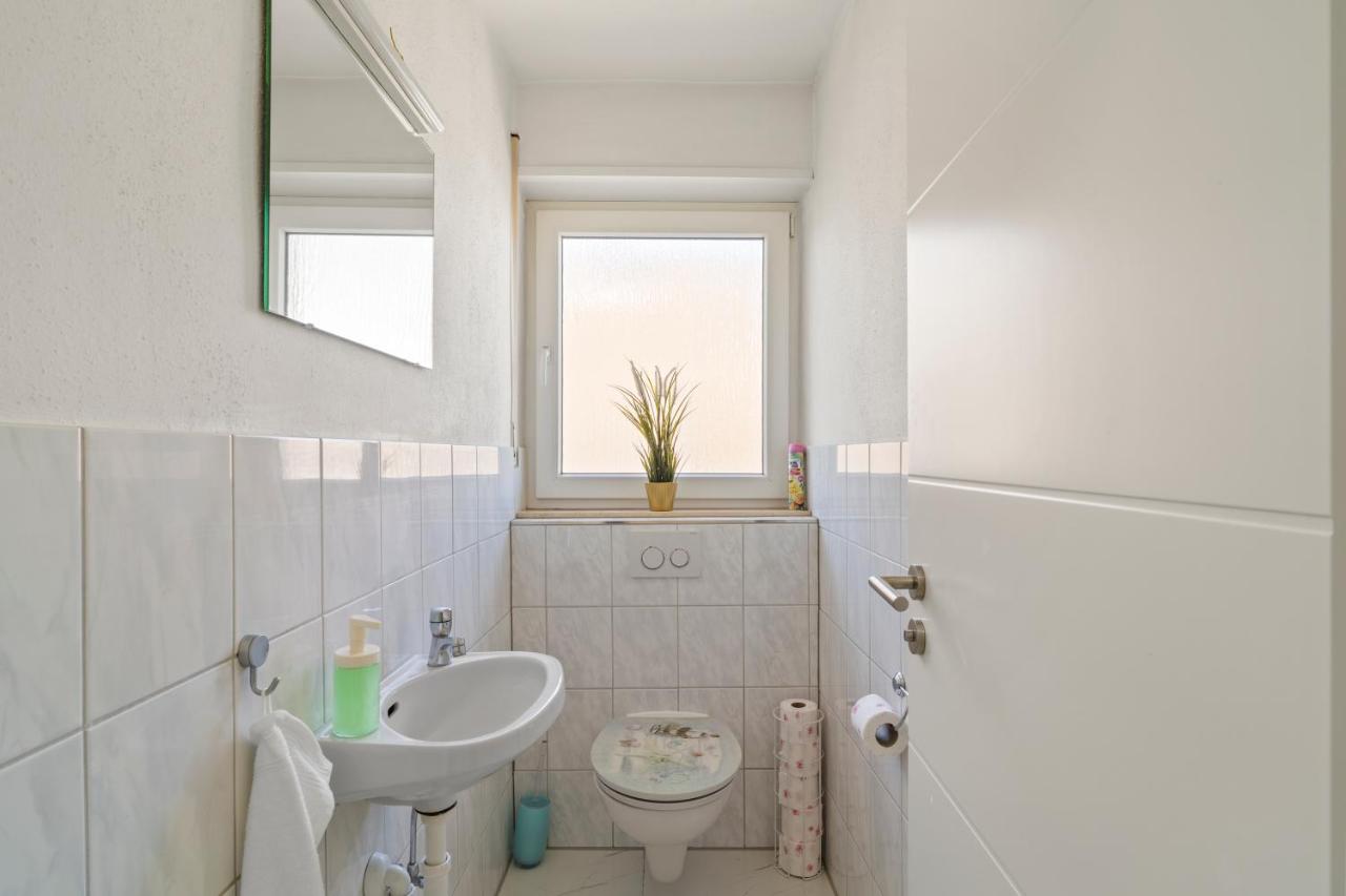 Appartamento con 4 Camere da Letto e Balcone 