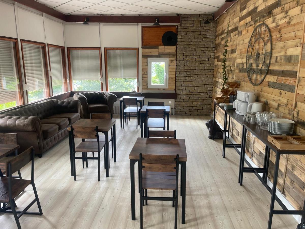 Chambre le Faucon - B&B Cernon