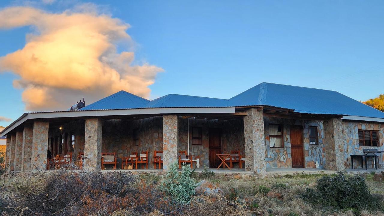 Shama Lodge - "Dassiekrans Guesthouse" - B&B Steytlerville