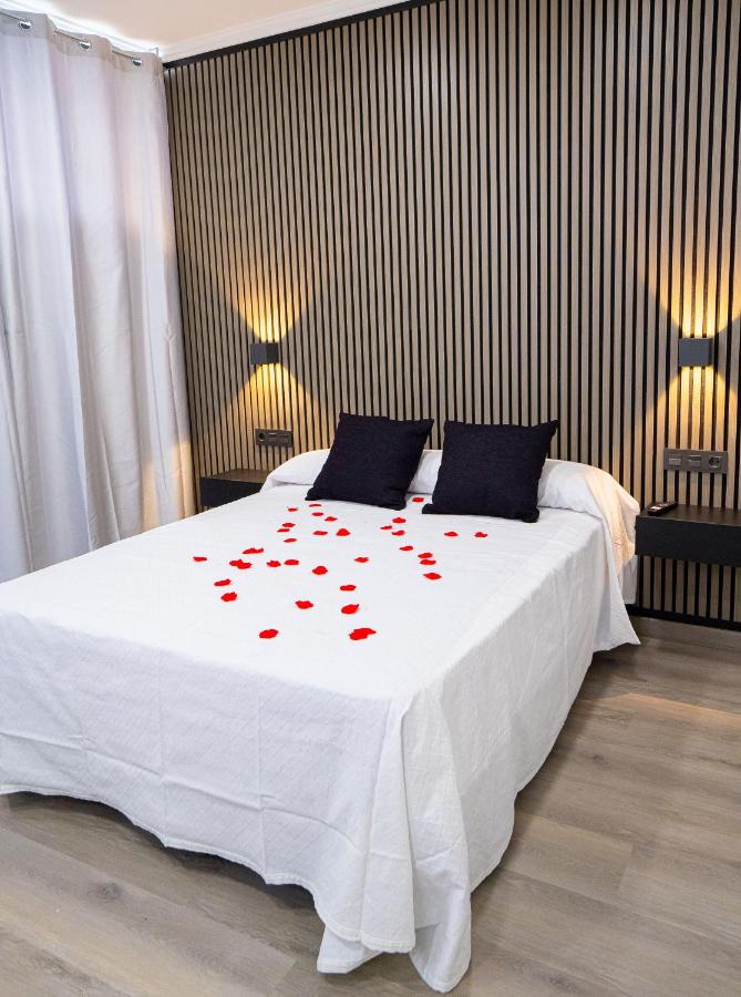 Chuspombo Apartamentos - Bed and Breakfast Baralla