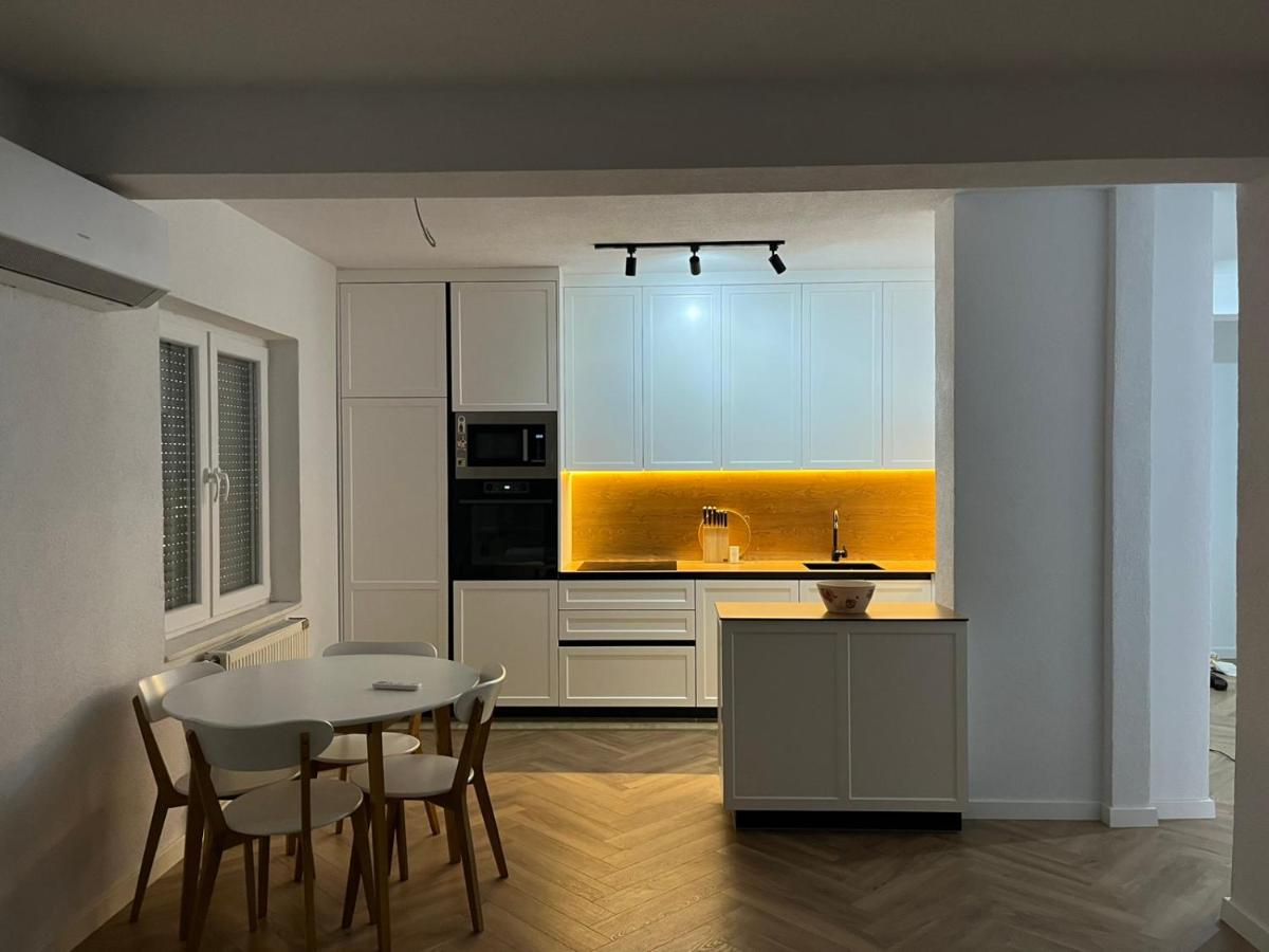 New 2 bedroom flat in Pristina - B&B