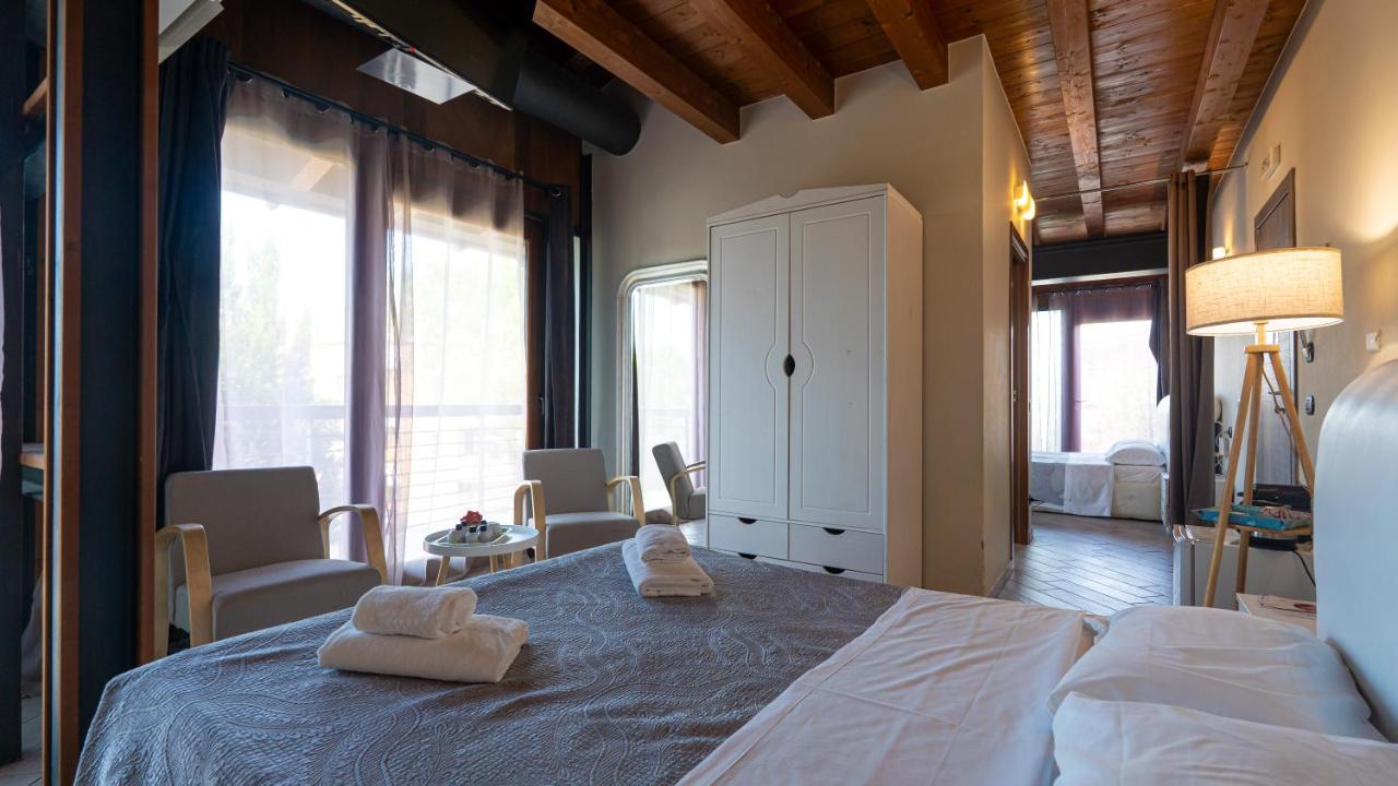 Triple Room with Garden View