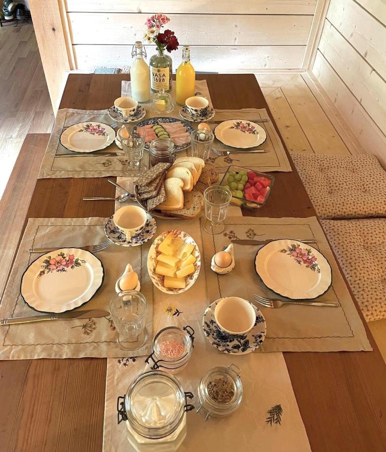 B&B Lysvik met ruime tuin en extra service - B&B Lysvik