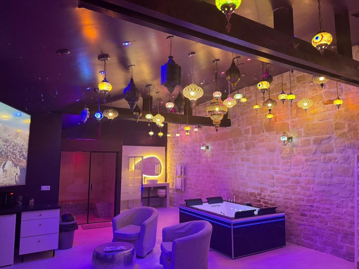 Appartement Jacuzzi Hammam 1001 Nuits Yaospa60 - B&B Montataire