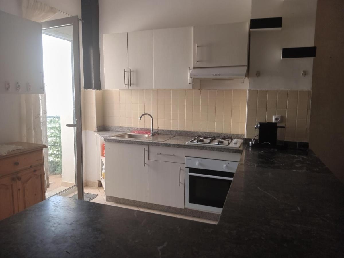 Appartement avec piscine pré Aereport et stade - Bed and Breakfast Tanger