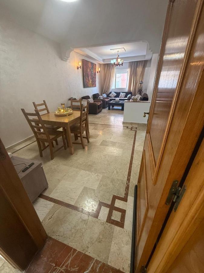 Residence balnéaire avec piscine, plage à pied , commerces et accès autoroute rapide - Chambres d’hôtes Mohammédia