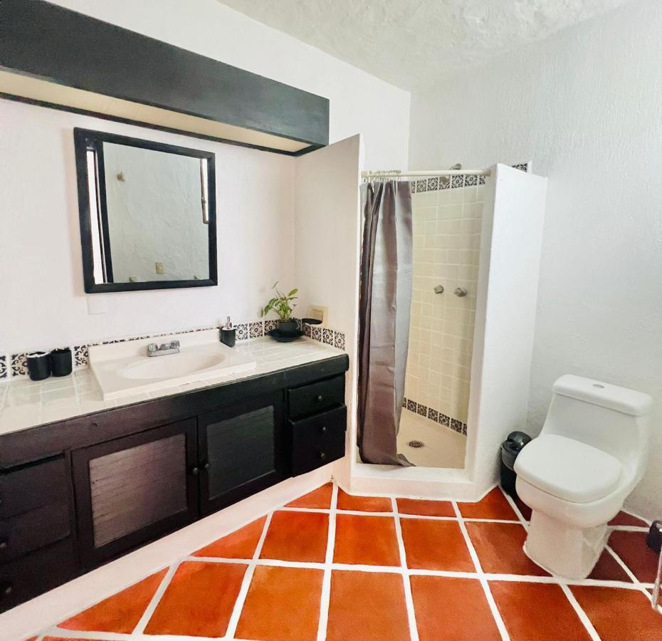 Studio Apartment with Balcony
