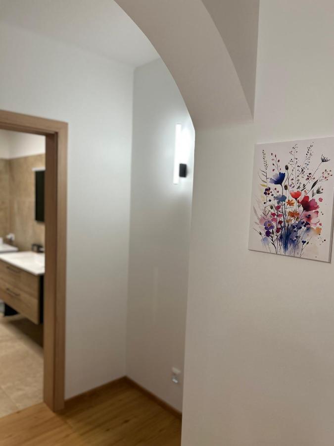 One-Bedroom Apartment with Balcony