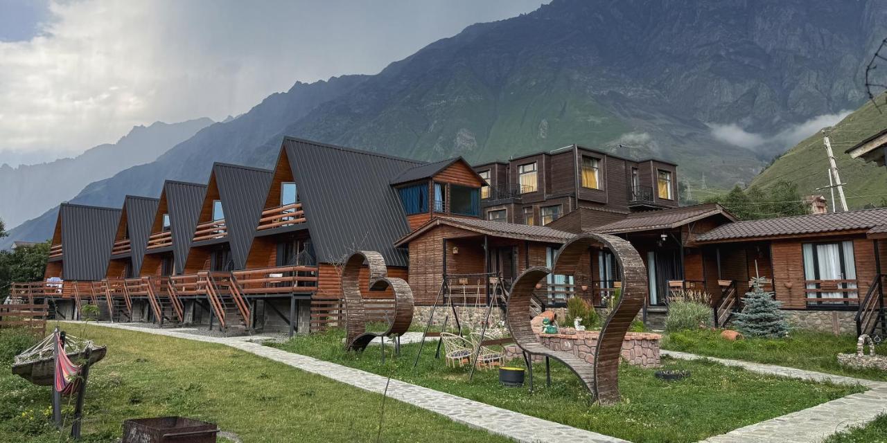 Panorama Complex Kazbegi - Bed and Breakfast Stepantsminda