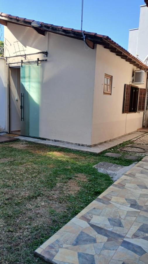 Edícula quarto suíte, confortável e bem localizado - Chambres d’hôtes Guaratinguetá