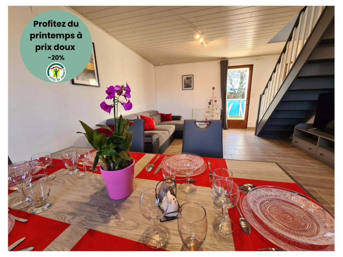 Gîte familial avec piscine partagée, terrasse et WiFi - FR-1-591-635 - B&B