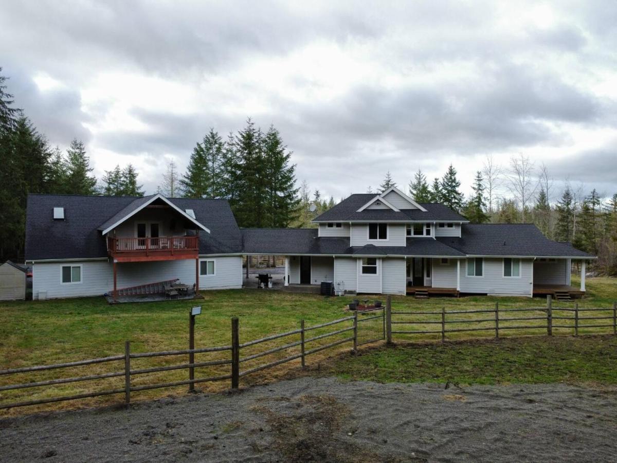 The Loft At The Nisqually Highland Ranch - Ferienwohnung Eatonville