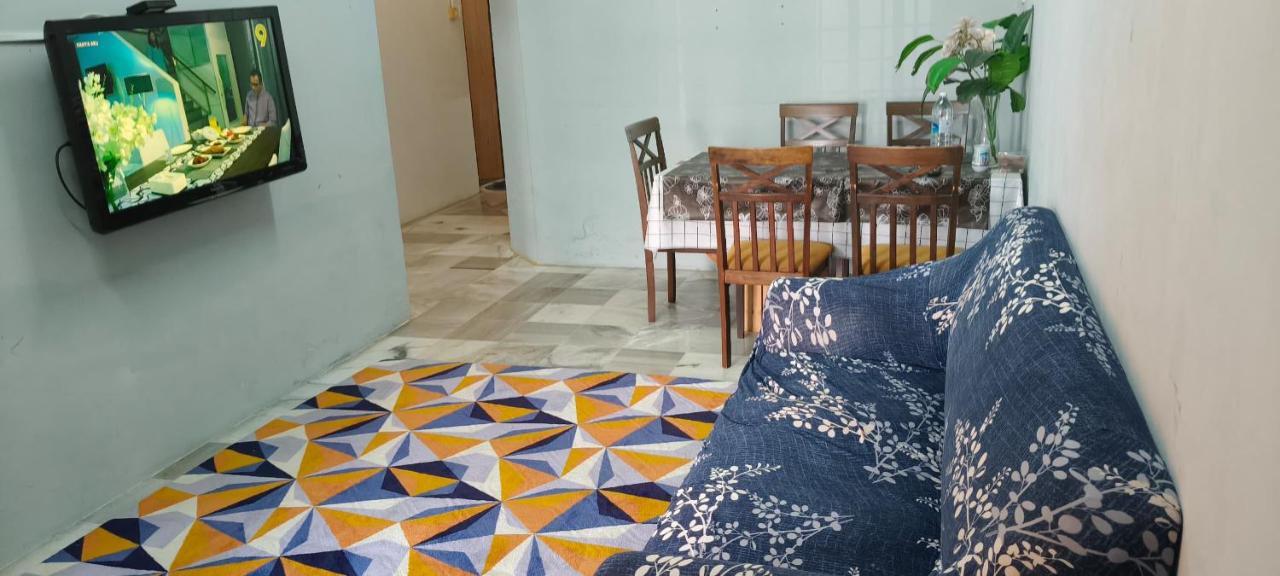 Homestay Bonda - B&B Tanjong Malim
