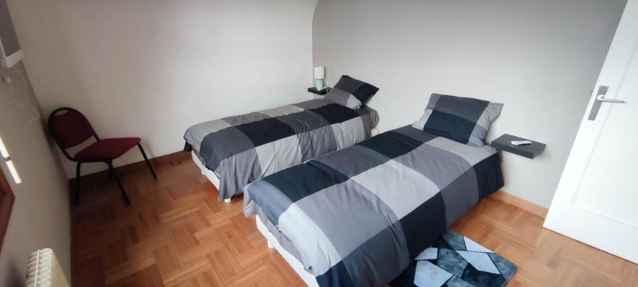 Twin Room with Shared Bathroom