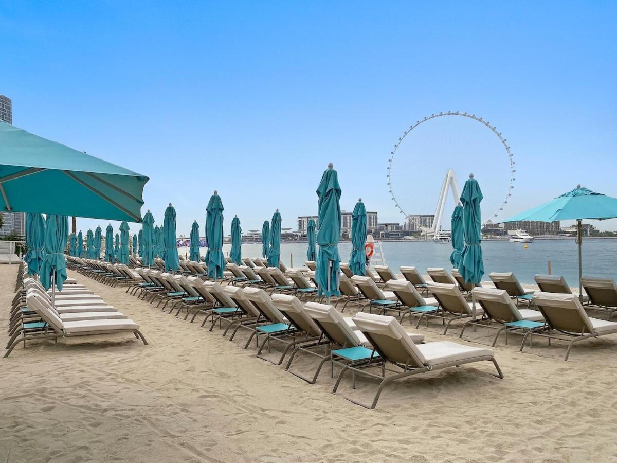 FIRST CLASS 1BR Stylish Beachfront Escape - B&B Dubái