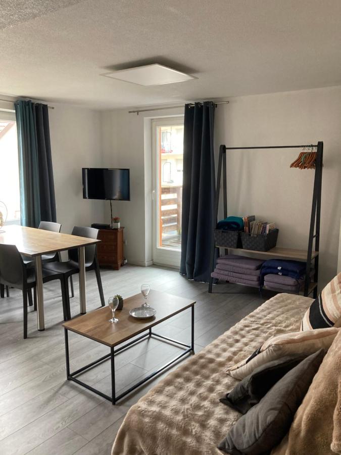 Appartement tout confort, avec terrasse - B&B