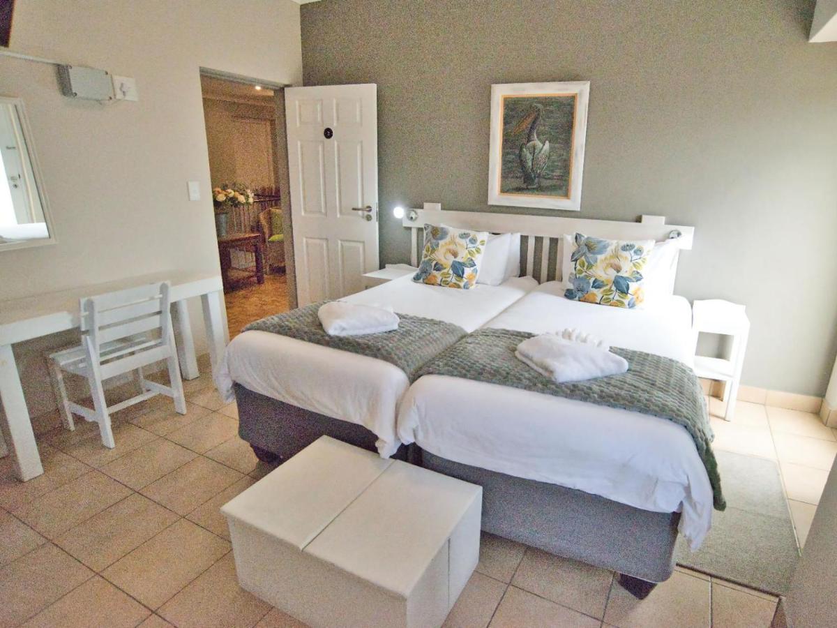 Classic Twin Room
